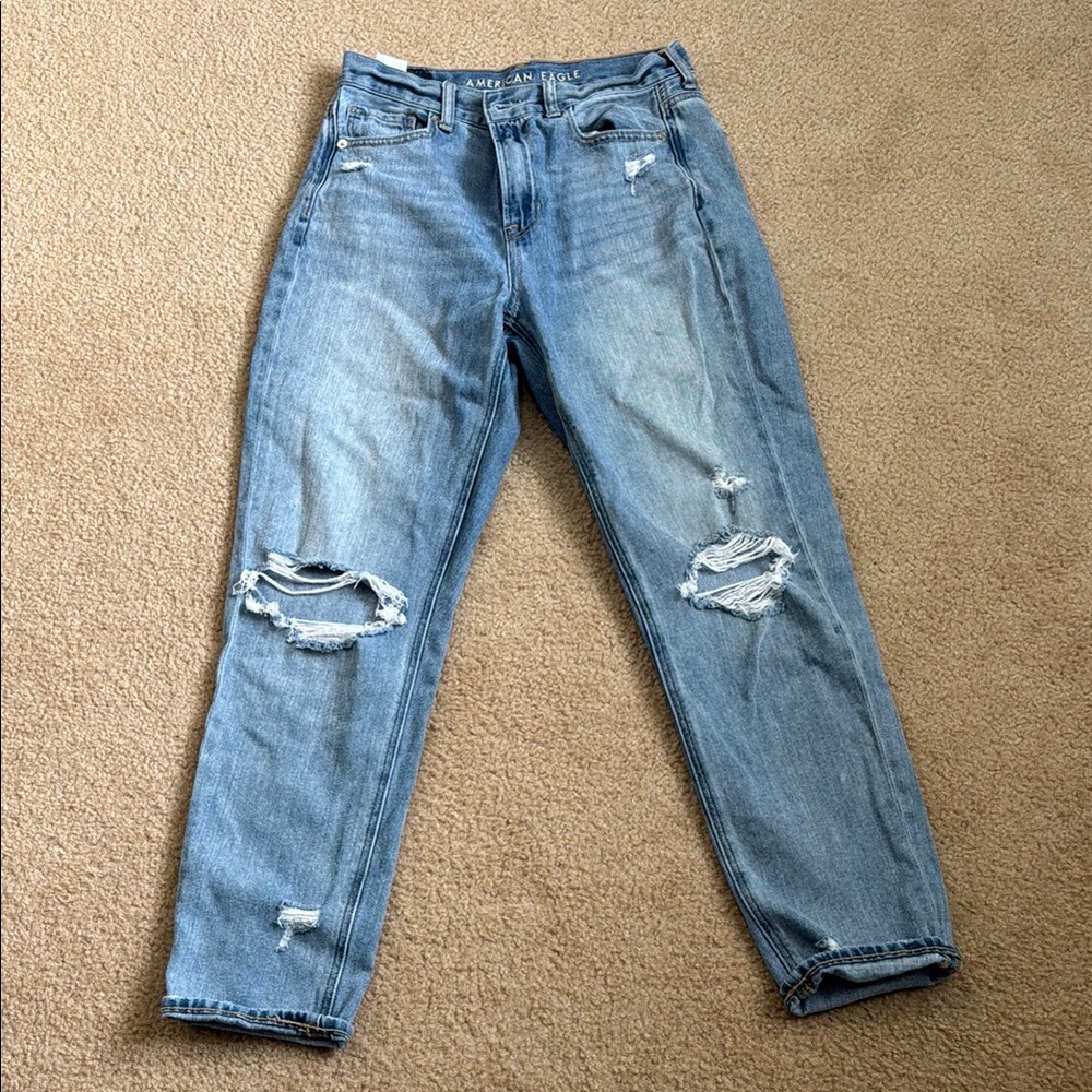 American Eagle Outfitters Women's Blue Ripped Jeans
